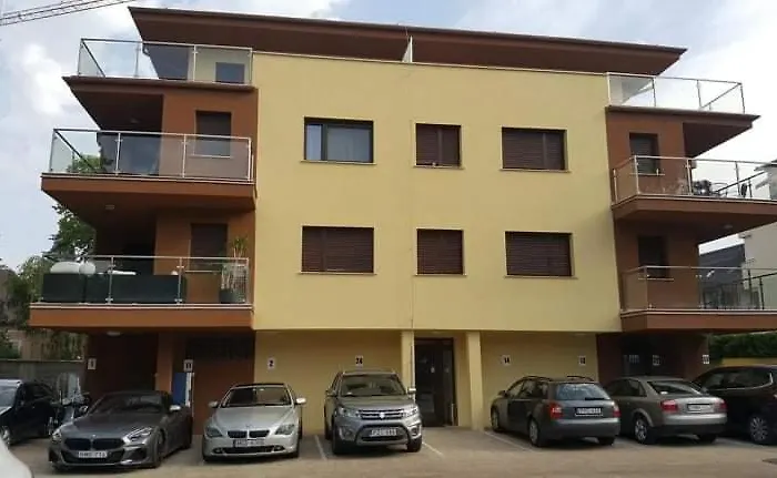 Syrah Wellness Daire *